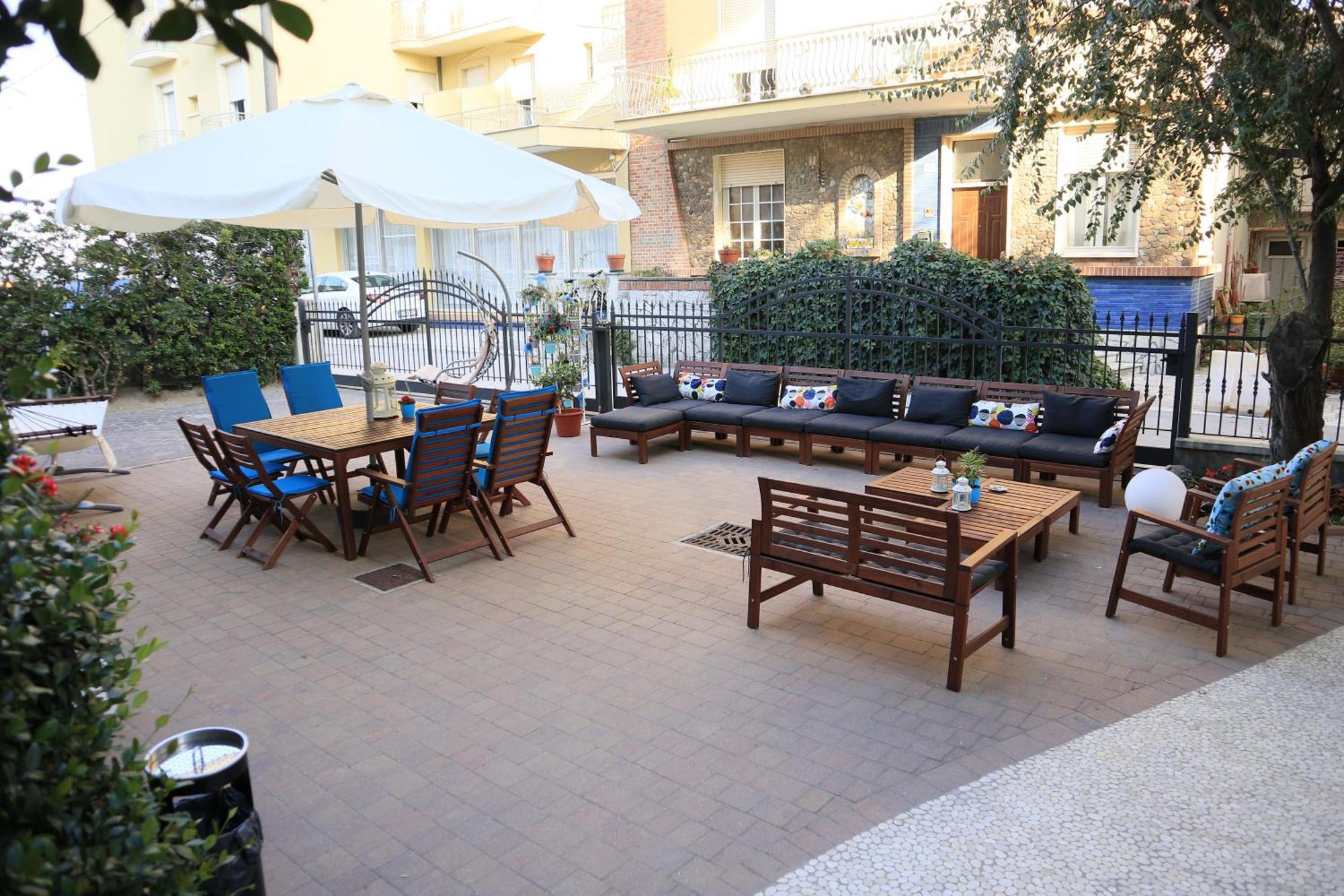 Hotel Lauretta Bellaria-Igea Marina Ngoại thất bức ảnh