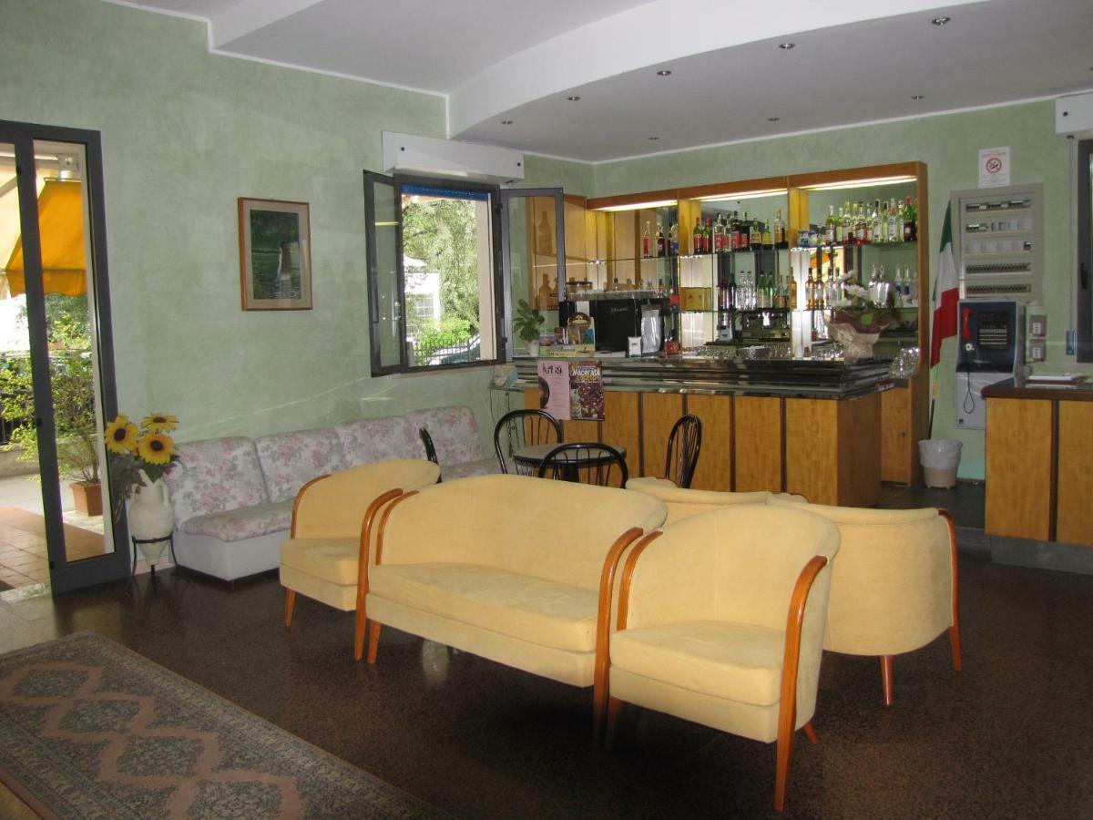 Hotel Lauretta Bellaria-Igea Marina Ngoại thất bức ảnh