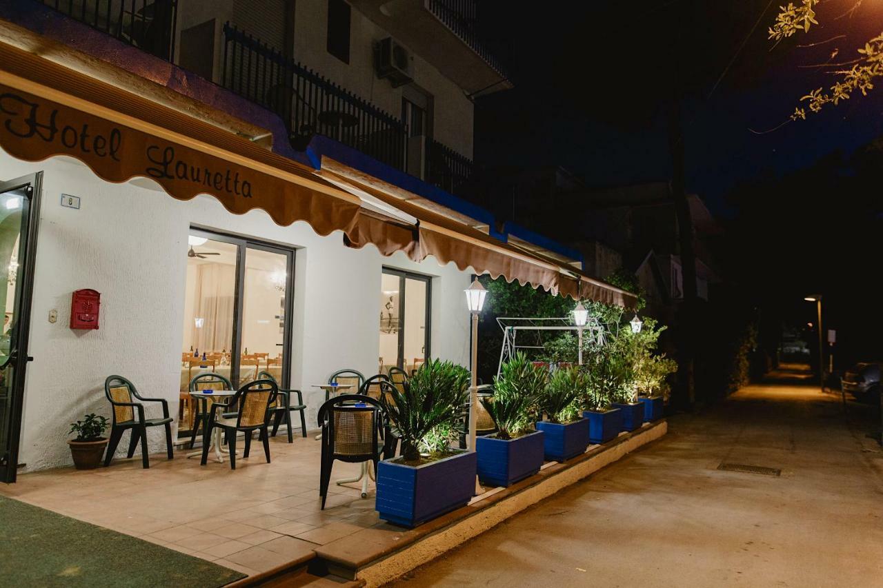 Hotel Lauretta Bellaria-Igea Marina Ngoại thất bức ảnh