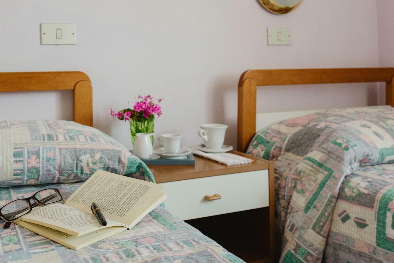 Hotel Lauretta Bellaria-Igea Marina Ngoại thất bức ảnh